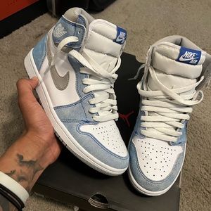 hyper royal jordan 1